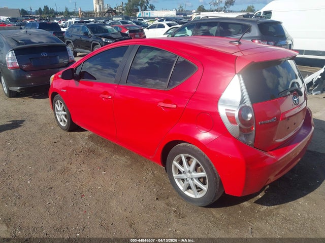 2012 TOYOTA PRIUS C JTDKDTB36C1506257 Photo 2