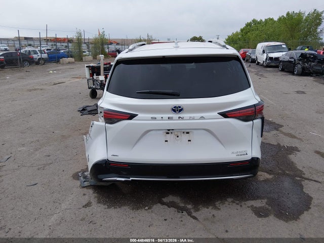 Toyota Sienna Platinum 2023 5TDESKFC4PS093285 Image 16