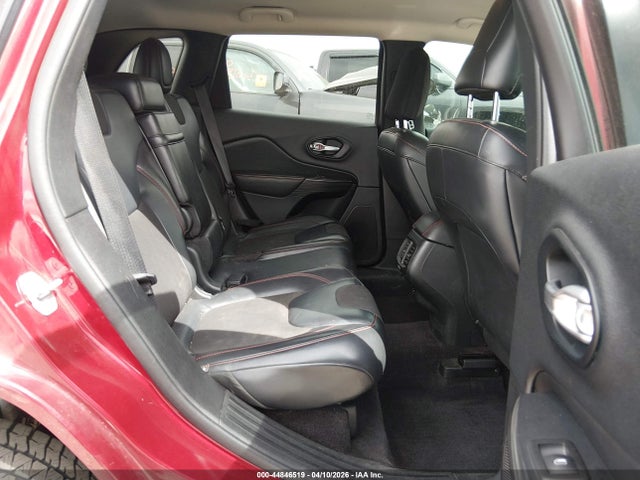 2016 Jeep Cherokee Trailhawk მანქანა იყიდება აუქციონზე, vin: 1C4PJMBS9GW245923, აუქციონის ნომერი: 44846519