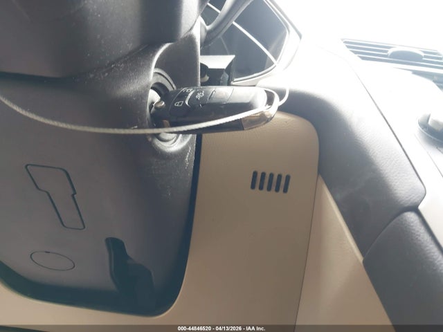 44846520 :رقم المزاد ، 3FA6P0H71FR213223 vin ، 2015 Ford Fusion Se مزاد بيع