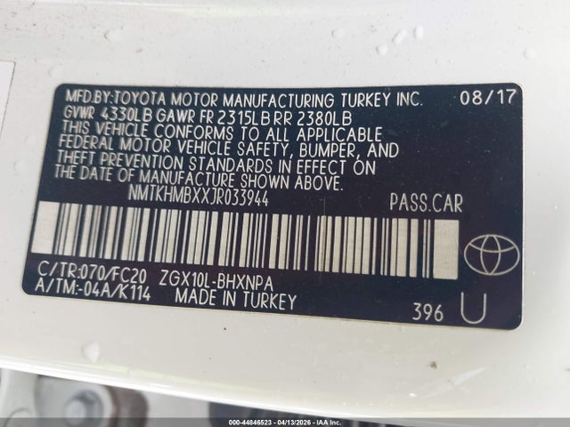 NMTKHMBXXJR033944 Toyota C-hr Xle Premium