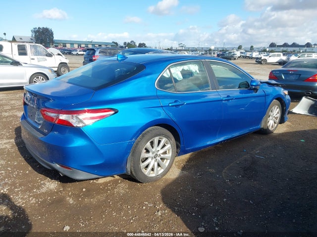 4T1B11HKXKU285993 Toyota CAMRY LE
