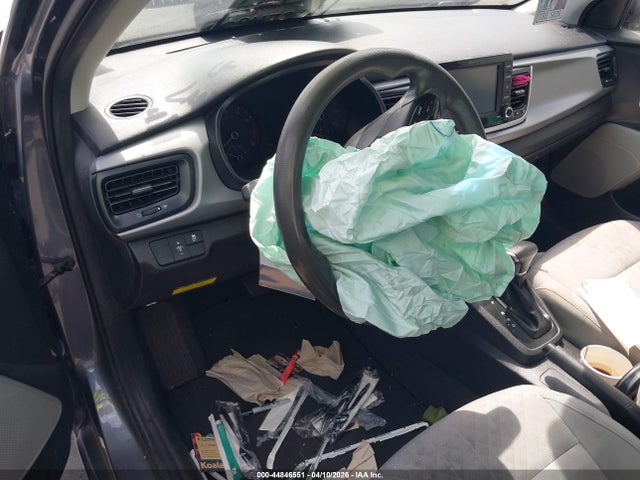 44846551 :رقم المزاد ، 3KPA24AD4LE282517 vin ، 2020 Kia Rio S مزاد بيع