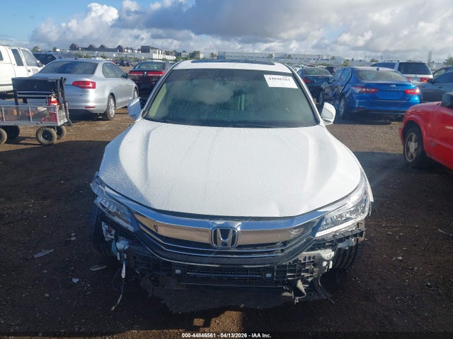 1HGCR3F92HA023779 Honda Accord Touring V6