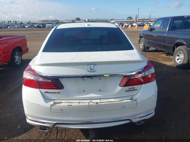 1HGCR3F92HA023779 Honda Accord Touring V6