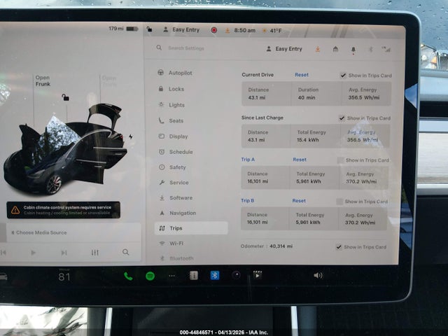 44846571 :رقم المزاد ، 5YJ3E1EB9JF148228 vin ، 2018 Tesla Model 3 Long Range/performance مزاد بيع