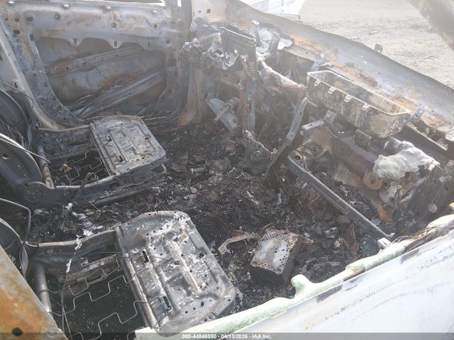 1FMCU9G69NUB49728 Ford ESCAPE SE