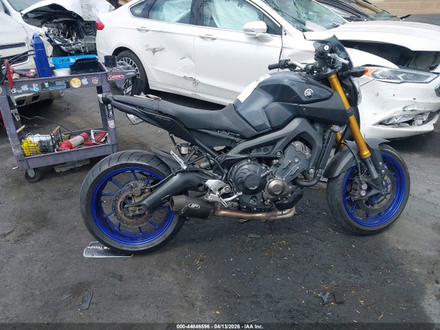 Yamaha Fz09 C 2014 JYARN33Y7EA001168 Image 13