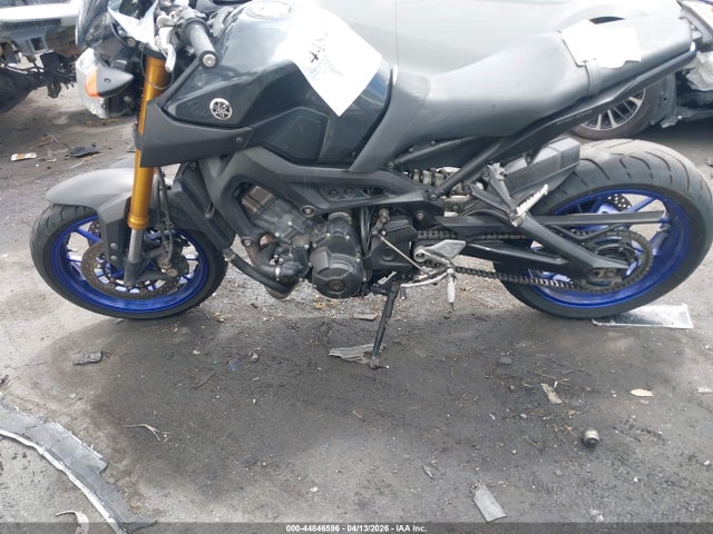 Yamaha Fz09 C 2014 JYARN33Y7EA001168 Image 9