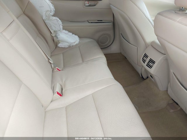 2014 Lexus Es 350 მანქანა იყიდება აუქციონზე, vin: JTHBK1GG4E2117604, აუქციონის ნომერი: 44846610