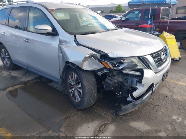 44846616 :رقم المزاد ، 5N1DR2MN7KC579056 vin ، 2019 Nissan Pathfinder Sv مزاد بيع