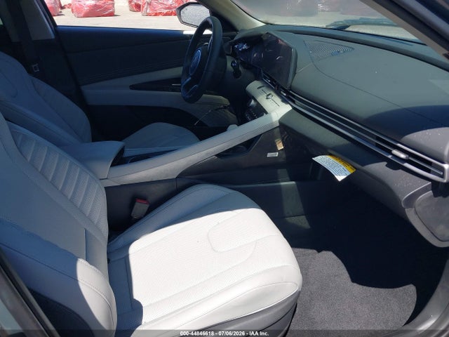 2026 Hyundai Elantra Limited მანქანა იყიდება აუქციონზე, vin: KMHLP4DG9TU165738, აუქციონის ნომერი: 44846618