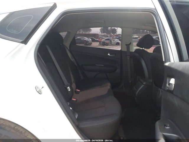 5XXGT4L38HG148474 KIA Optima Lx