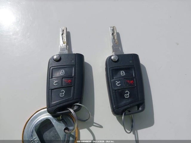 3VWC17AU6GM514122 Volkswagen Golf Sportwagen Tsi S 4-door