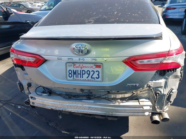 4T1BZ1HK1JU011069 Toyota Camry Xse V6