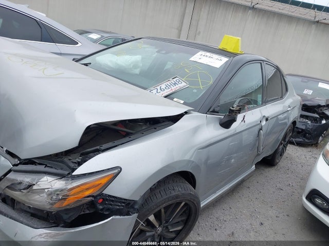 4T1BZ1HK1JU011069 Toyota Camry Xse V6