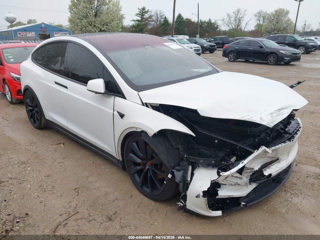 Продаж на аукціоні авто 2018 Tesla Model X, vin: 5YJXCBE40JF093005, номер лоту: 44846697