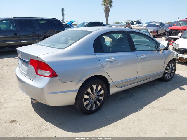 2010 HONDA CIVIC 19XFA1F93AE032307 Photo 3