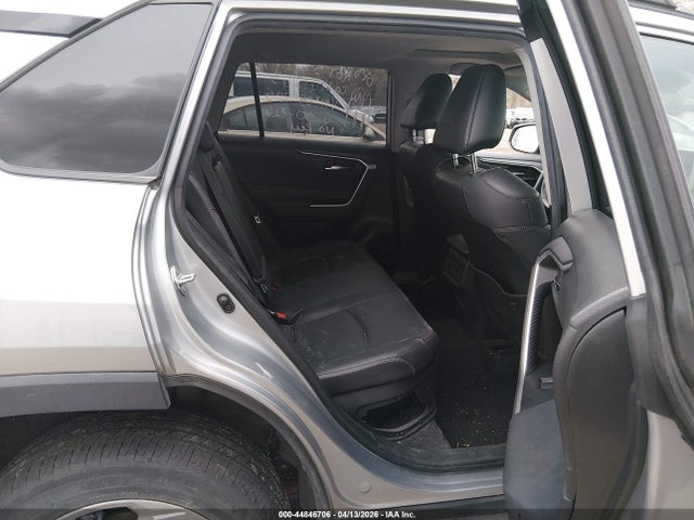 44846706 :رقم المزاد ، 4T3B6RFV0MU051725 vin ، 2021 Toyota Rav4 Hybrid Xle Premium مزاد بيع