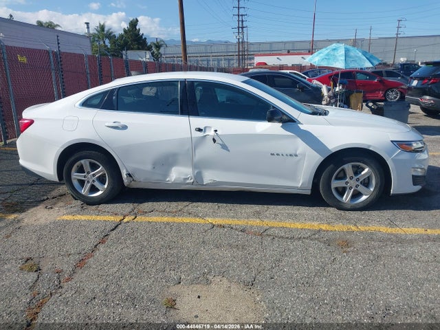 1G1ZC5ST4LF147886 Chevrolet Malibu Fwd 1fl