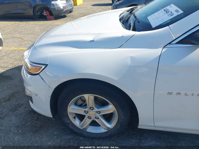 1G1ZC5ST4LF147886 Chevrolet Malibu Fwd 1fl