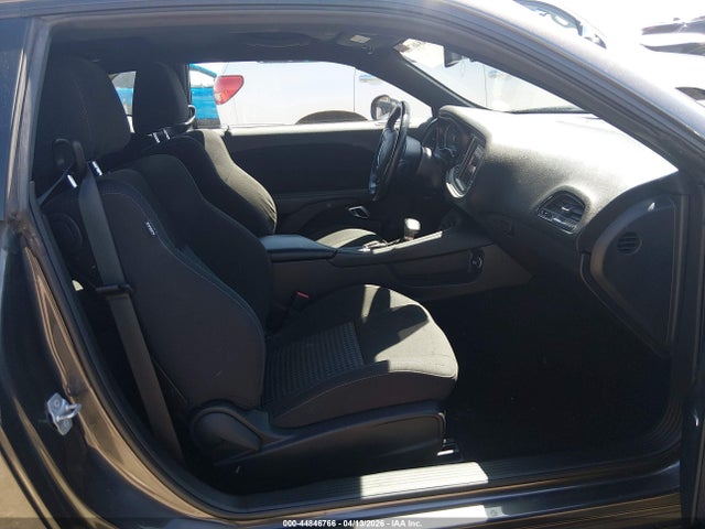 Продажа на аукционе авто 2023 Dodge Challenger Gt Awd, vin: 2C3CDZKG8PH571374, номер лота: 44846766