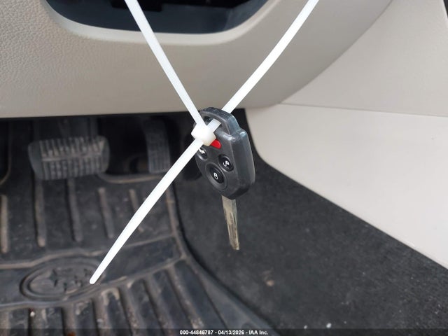 44846787 :رقم المزاد ، 4S3BMBC68D3012040 vin ، 2013 Subaru Legacy 2.5i Premium مزاد بيع