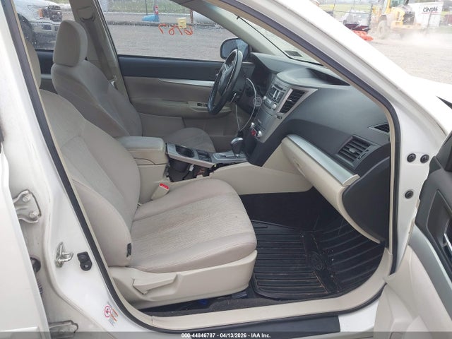 44846787 :رقم المزاد ، 4S3BMBC68D3012040 vin ، 2013 Subaru Legacy 2.5i Premium مزاد بيع