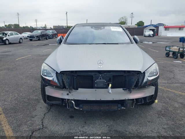 WDDUG8DBXJA419000 Mercedes-Benz S 560