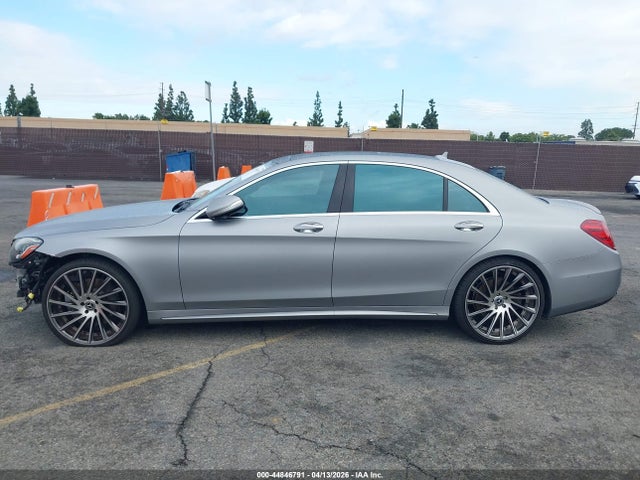 WDDUG8DBXJA419000 Mercedes-Benz S 560