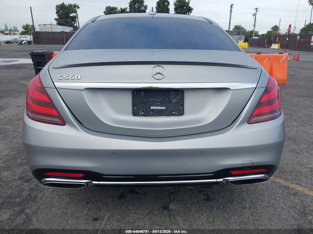 WDDUG8DBXJA419000 Mercedes-Benz S 560