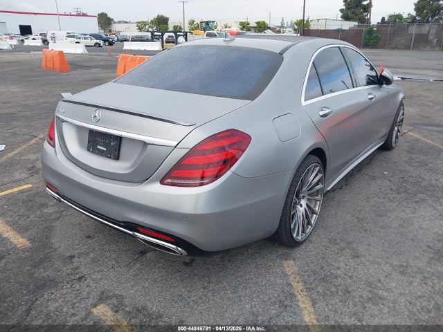 WDDUG8DBXJA419000 Mercedes-Benz S 560