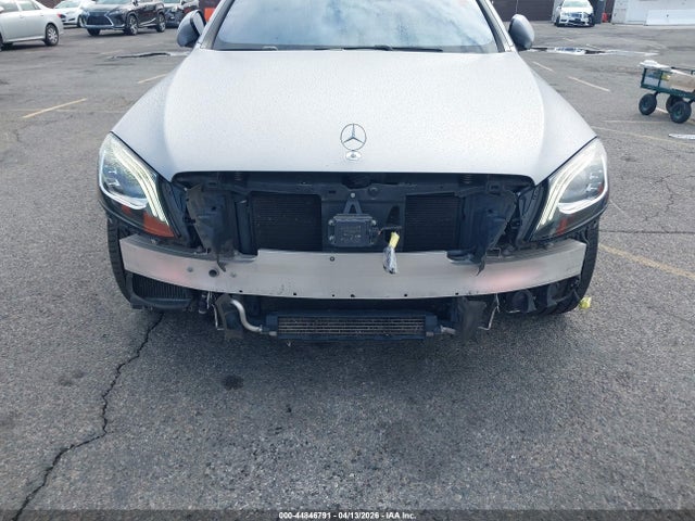 WDDUG8DBXJA419000 Mercedes-Benz S 560