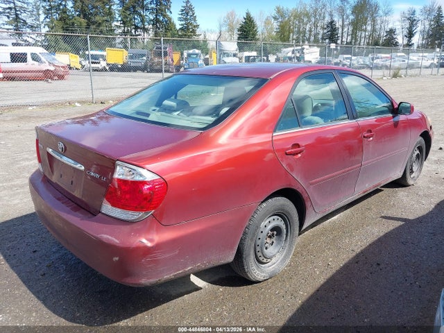 2005 TOYOTA CAMRY 4T1BE32K65U074111 Photo 3