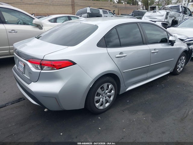 Продажа на аукционе авто 2022 Toyota Corolla Le, vin: JTDEPMAE3NJ226019, номер лота: 44846828