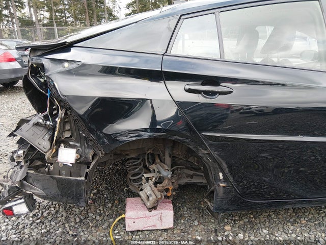 JTDKARFU5G3506436 Toyota Prius Four Touring