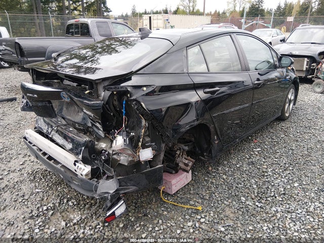 JTDKARFU5G3506436 Toyota Prius Four Touring