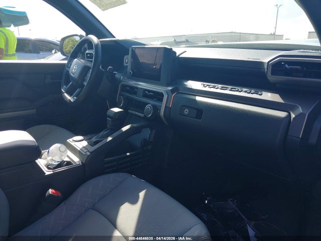 3TMKB5FN4TM057371 Toyota Tacoma Sr5