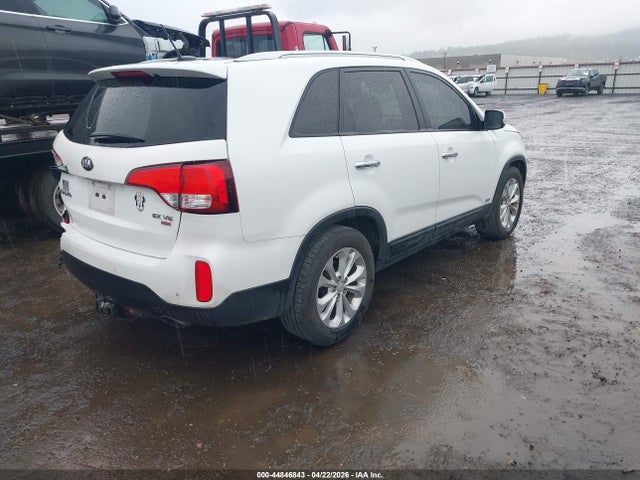 44846843 :رقم المزاد ، 5XYKUDA71EG535114 vin ، 2014 Kia Sorento Ex V6 مزاد بيع