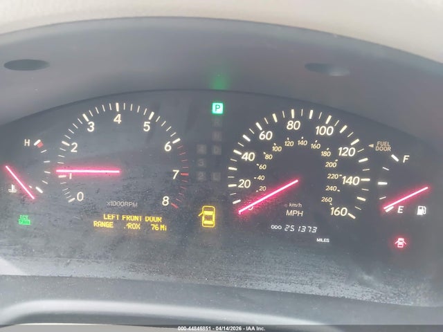 2001 Lexus Ls 430 მანქანა იყიდება აუქციონზე, vin: JTHBN30F510044740, აუქციონის ნომერი: 44846851