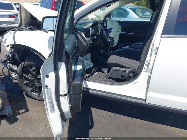 44846905 :رقم المزاد ، 3C4PDCBB7HT529480 vin ، 2017 Dodge Journey Sxt مزاد بيع