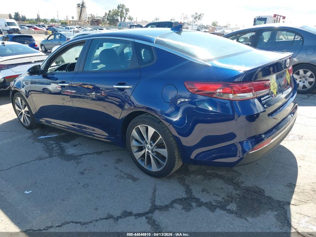 KIA Optima S 2018 5XXGT4L37JG250371 Image 3