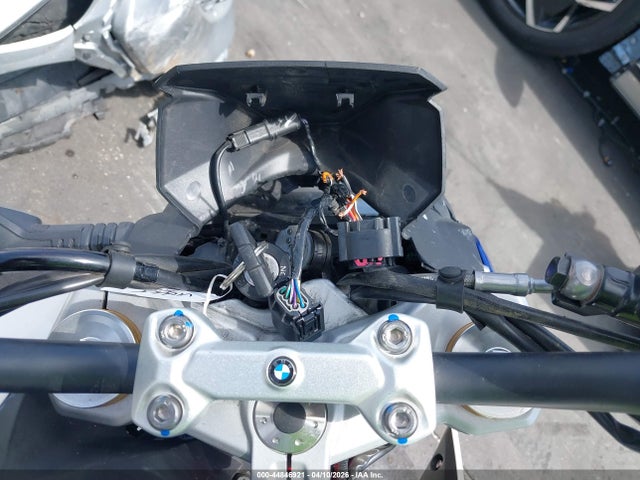 44846921 :رقم المزاد ، WB30G4302PRA42214 vin ، 2023 Bmw G310 R مزاد بيع
