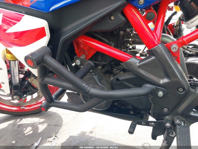 44846921 :رقم المزاد ، WB30G4302PRA42214 vin ، 2023 Bmw G310 R مزاد بيع