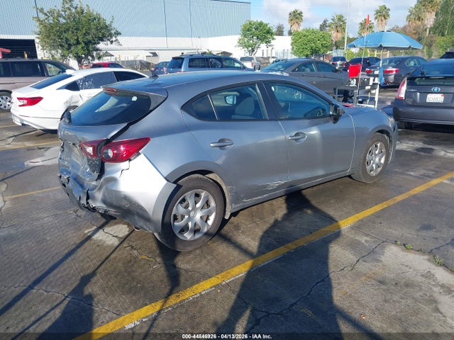 JM1BM1K78F1239232 Mazda Mazda3 I Sport