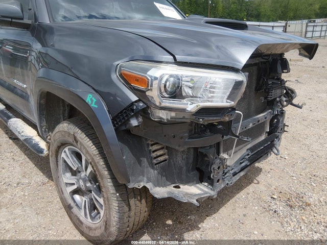 44846932 :رقم المزاد ، 3TMDZ5BN2HM031840 vin ، 2017 Toyota Tacoma Trd Sport مزاد بيع