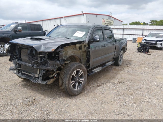44846932 :رقم المزاد ، 3TMDZ5BN2HM031840 vin ، 2017 Toyota Tacoma Trd Sport مزاد بيع
