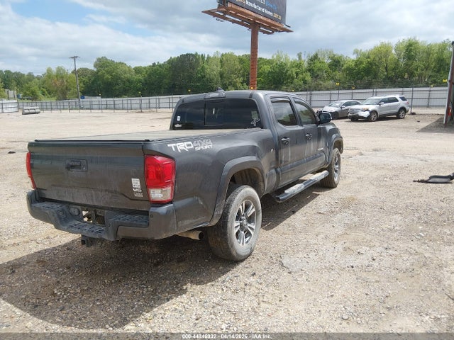 44846932 :رقم المزاد ، 3TMDZ5BN2HM031840 vin ، 2017 Toyota Tacoma Trd Sport مزاد بيع