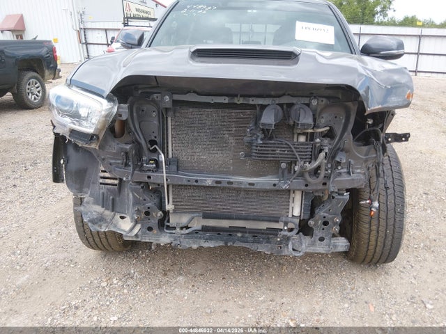 44846932 :رقم المزاد ، 3TMDZ5BN2HM031840 vin ، 2017 Toyota Tacoma Trd Sport مزاد بيع