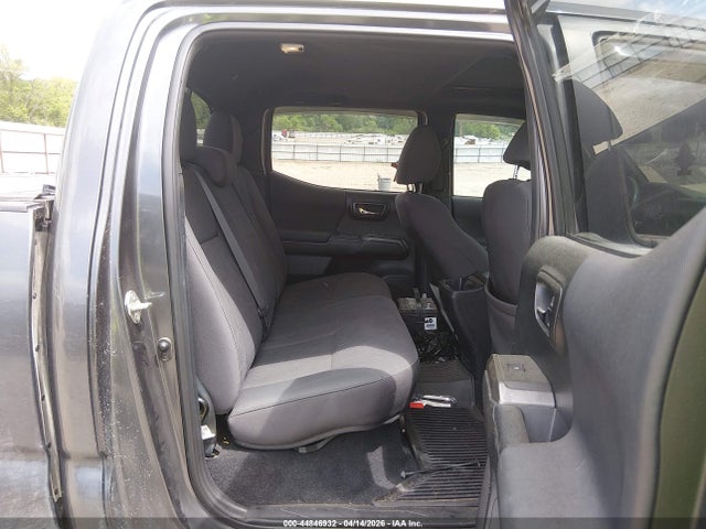 44846932 :رقم المزاد ، 3TMDZ5BN2HM031840 vin ، 2017 Toyota Tacoma Trd Sport مزاد بيع